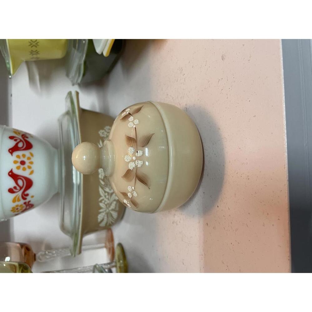 Westmoreland Coraline Floral Powder Box